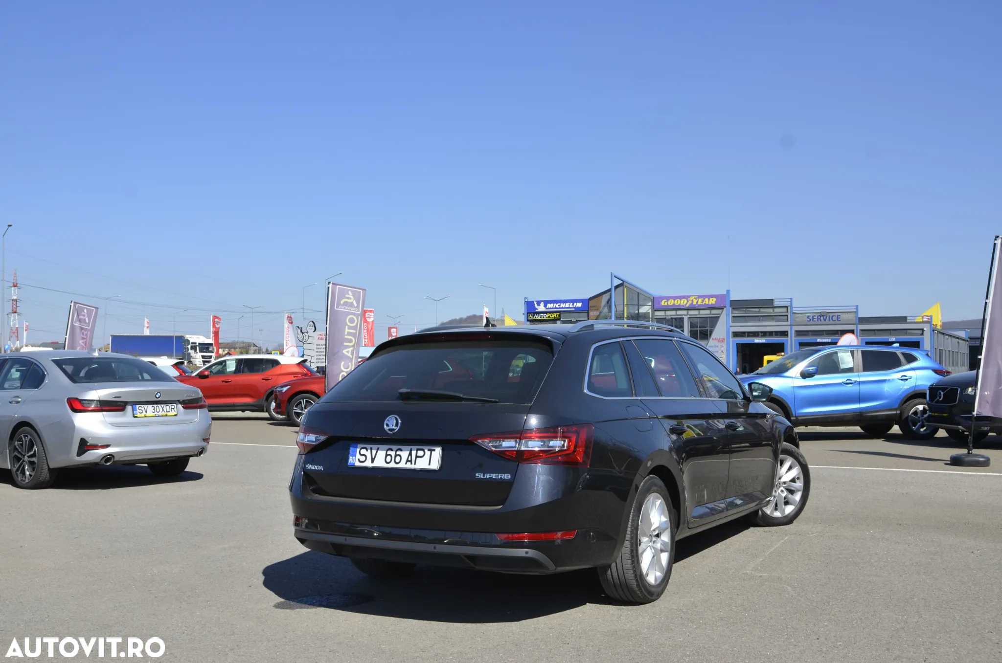 Skoda Superb 2.0 TDI DSG Style - 4