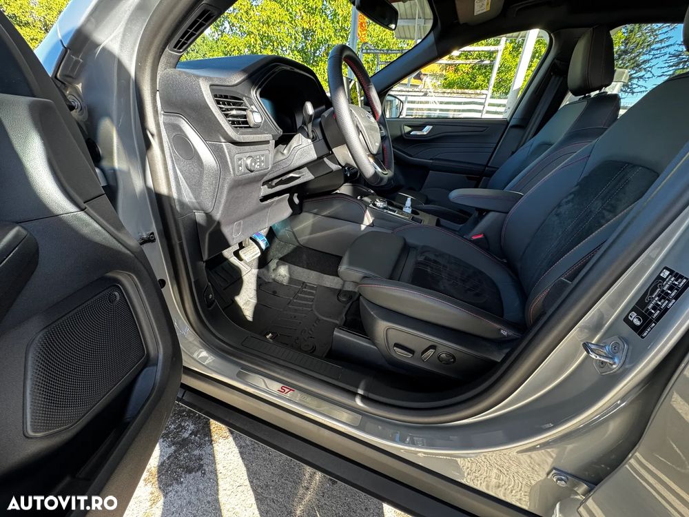 Ford Kuga 2.5 Duratec FWD PHEV ST-Line X - 13