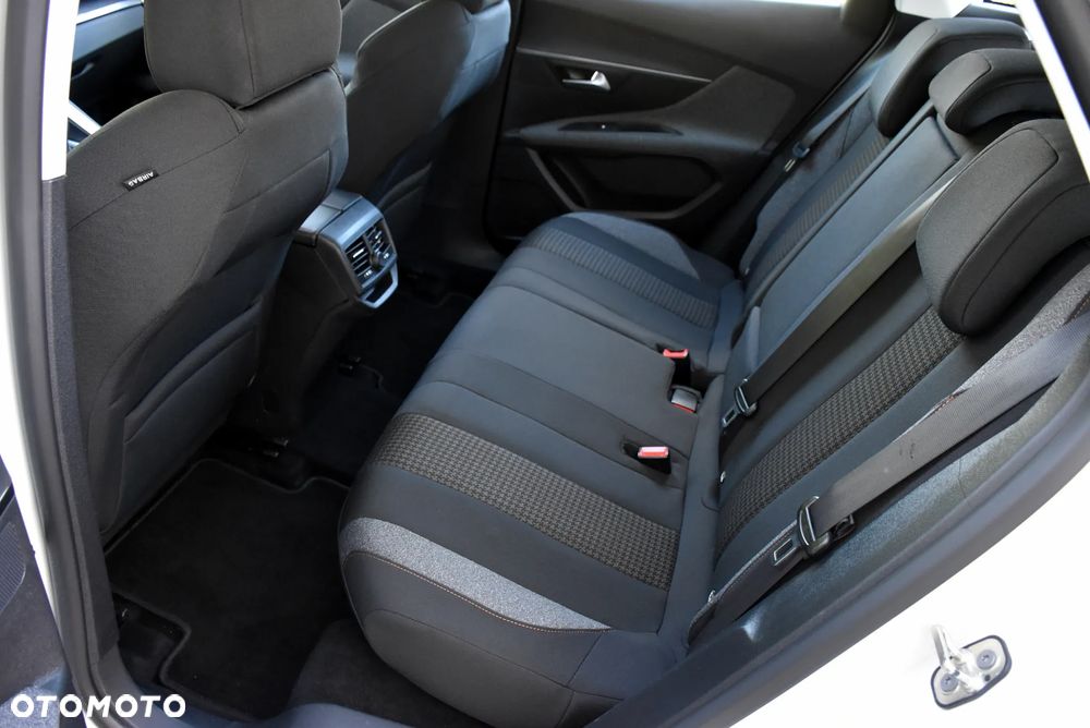 Peugeot 3008 - 29