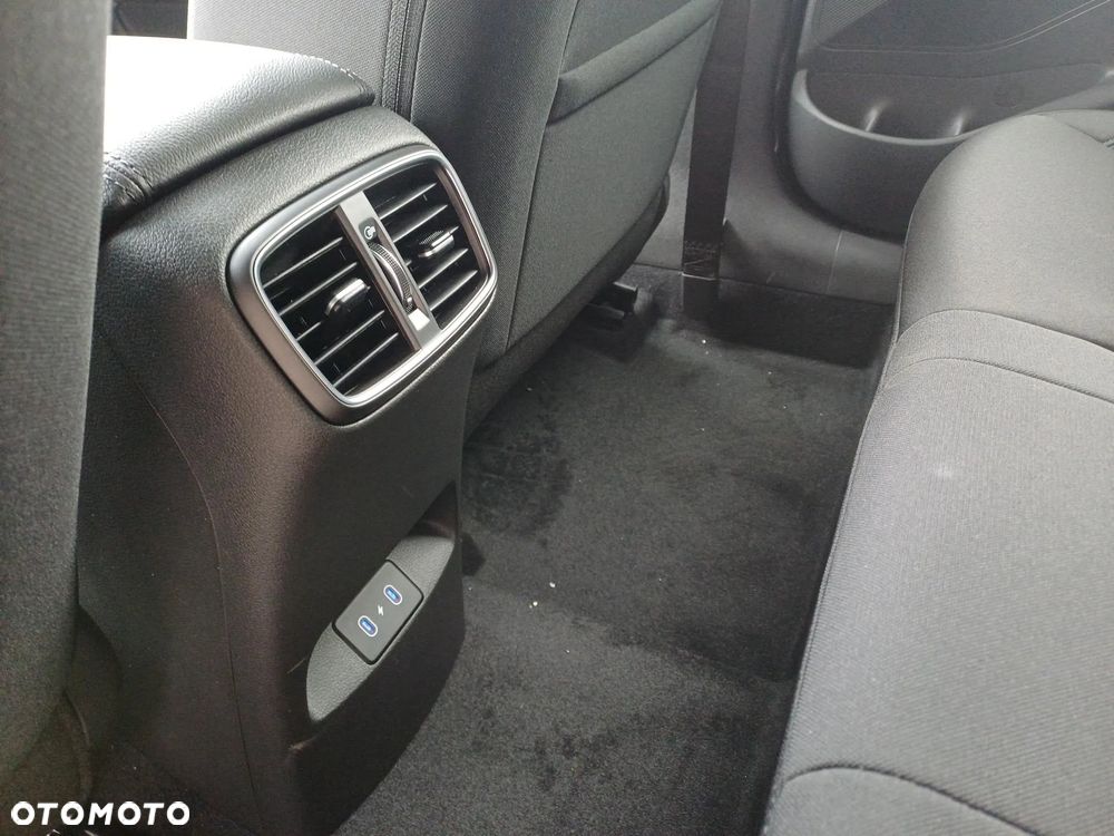 Hyundai i30 1.5 T-GDI 48V Smart - 12