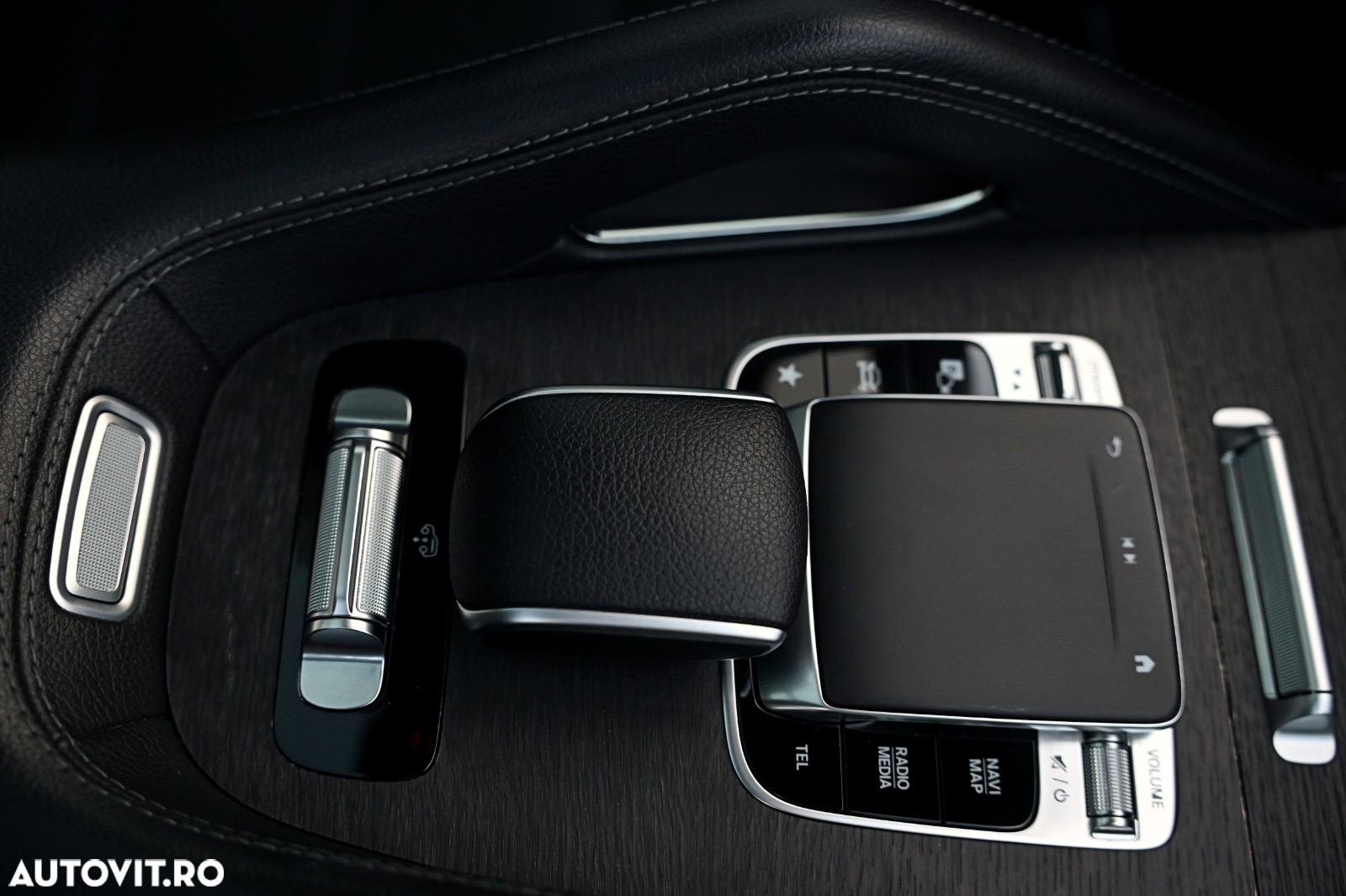 Mercedes-Benz GLE 450 4Matic 9G-TRONIC AMG Line - 26