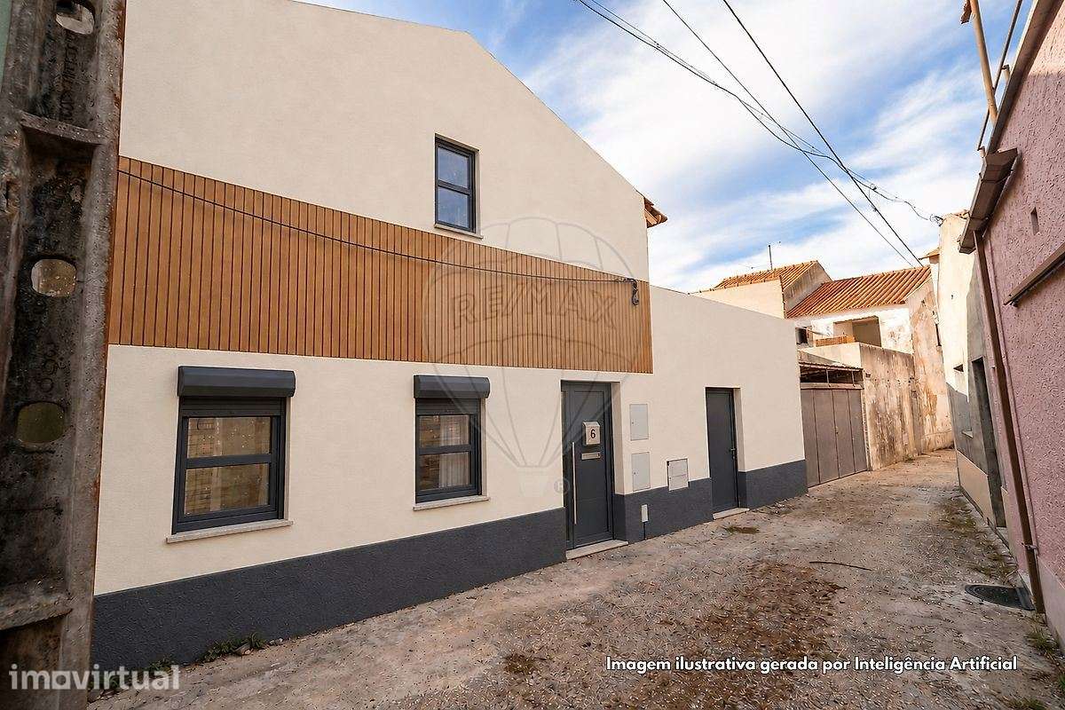 Moradia T3 em Remodelação Total | Quiaios, Figueira da Foz - Grande imagem: 3/30