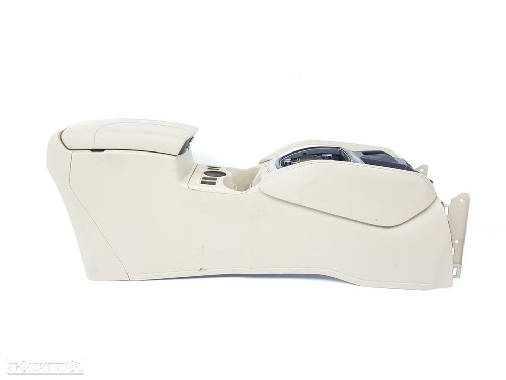 APOIO DE BRAÇOS NISSAN X-TRAIL T32 - 1