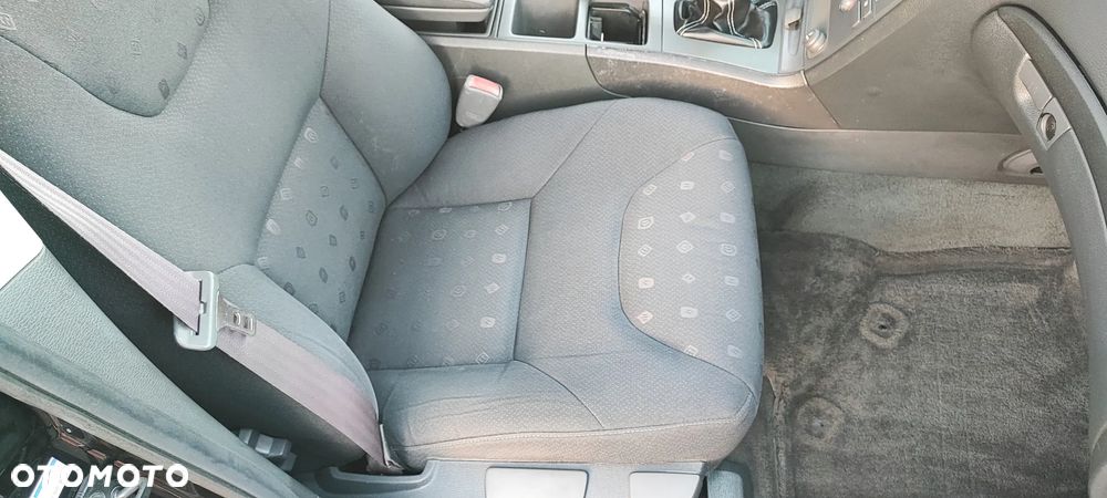 Volvo V70 2.4 D Black Edition - 11