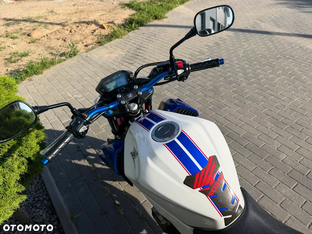 Honda CB - 27