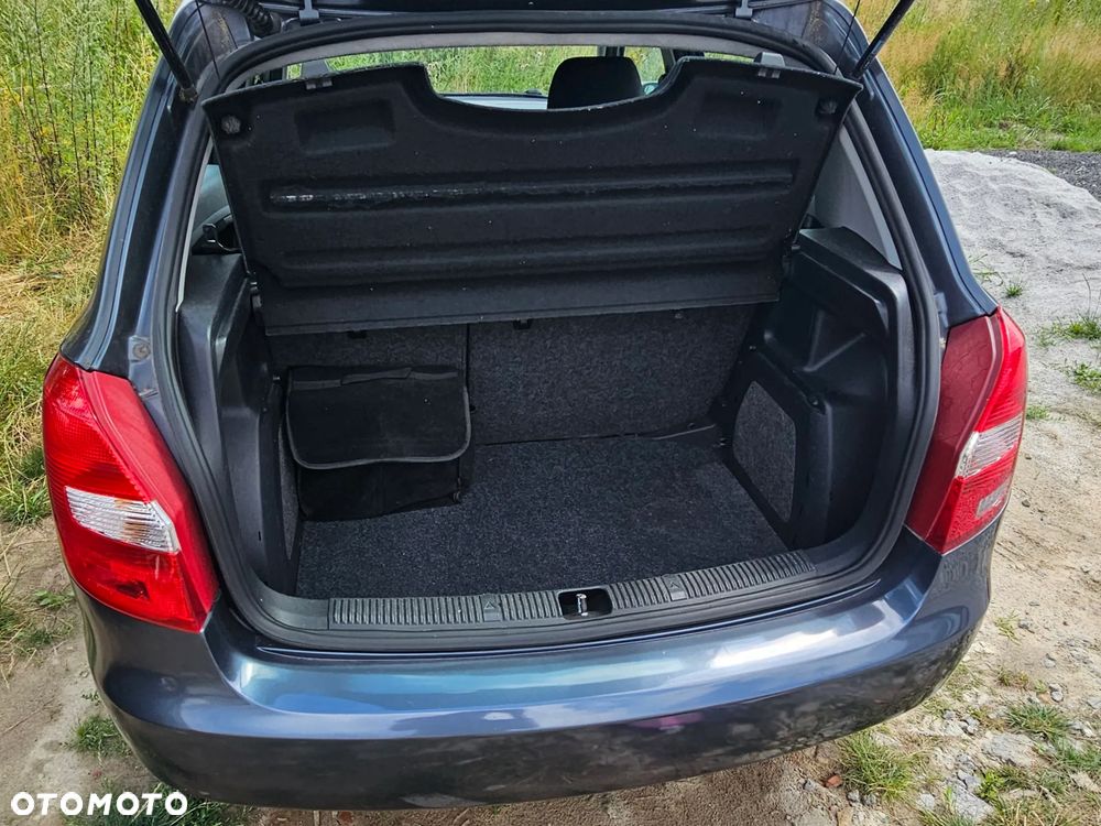 Skoda Fabia 1.2 12V Ambiente - 11