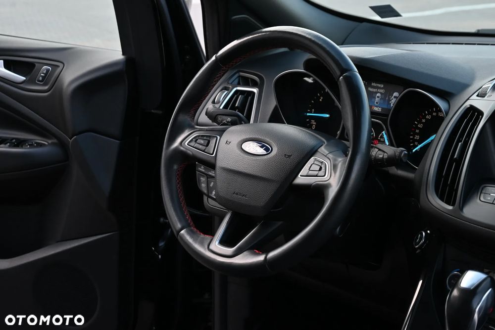 Ford Kuga 2.0 TDCi AWD ST-Line - 23