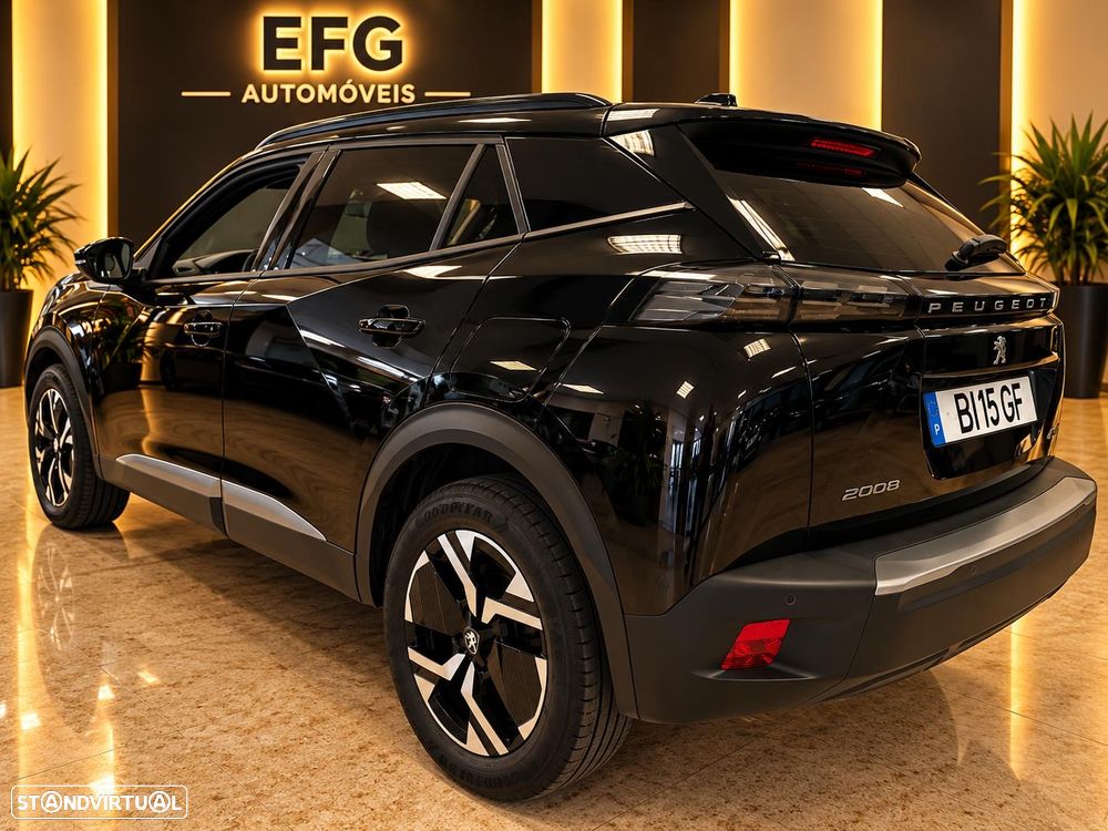 Peugeot 2008 - 6