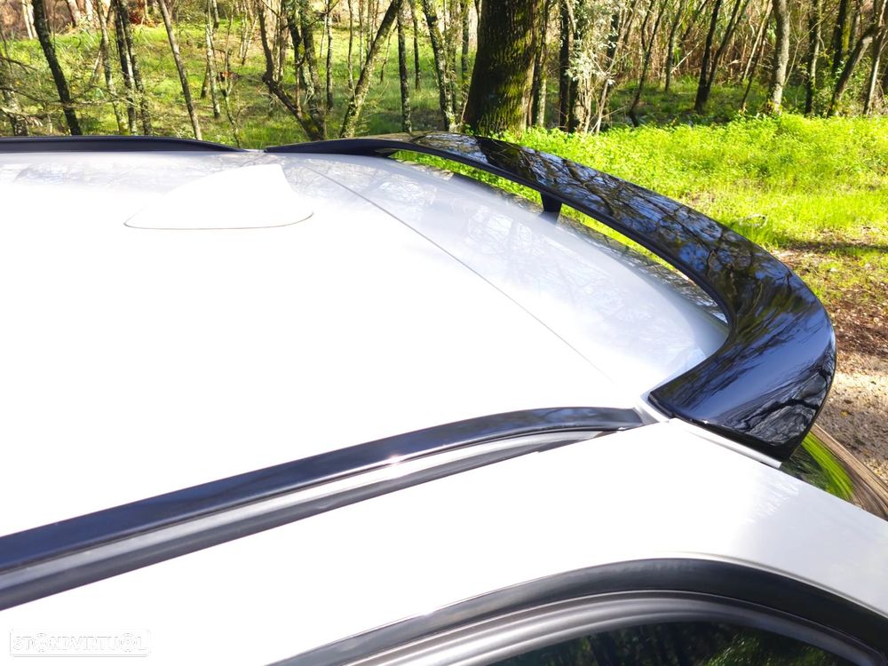 BMW 318 d Touring Auto Pack M - 9