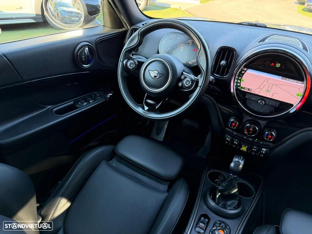 MINI Countryman Cooper SE ALL4 Auto - 21