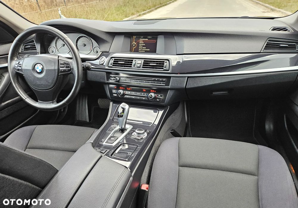 BMW Seria 5 520d - 6