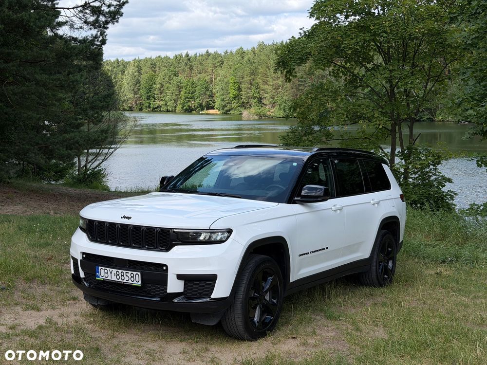 Jeep Grand Cherokee - 1