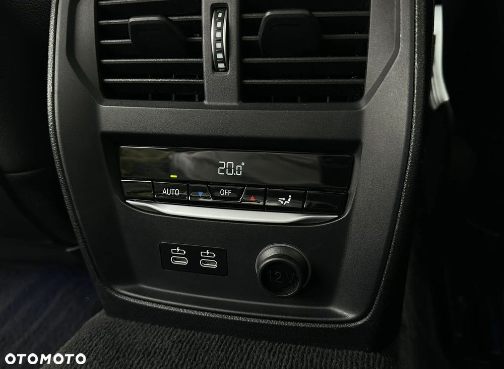 BMW Seria 3 320d xDrive M Sport sport - 23