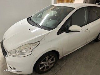Peugeot 208 1.4 HDi Active - 13