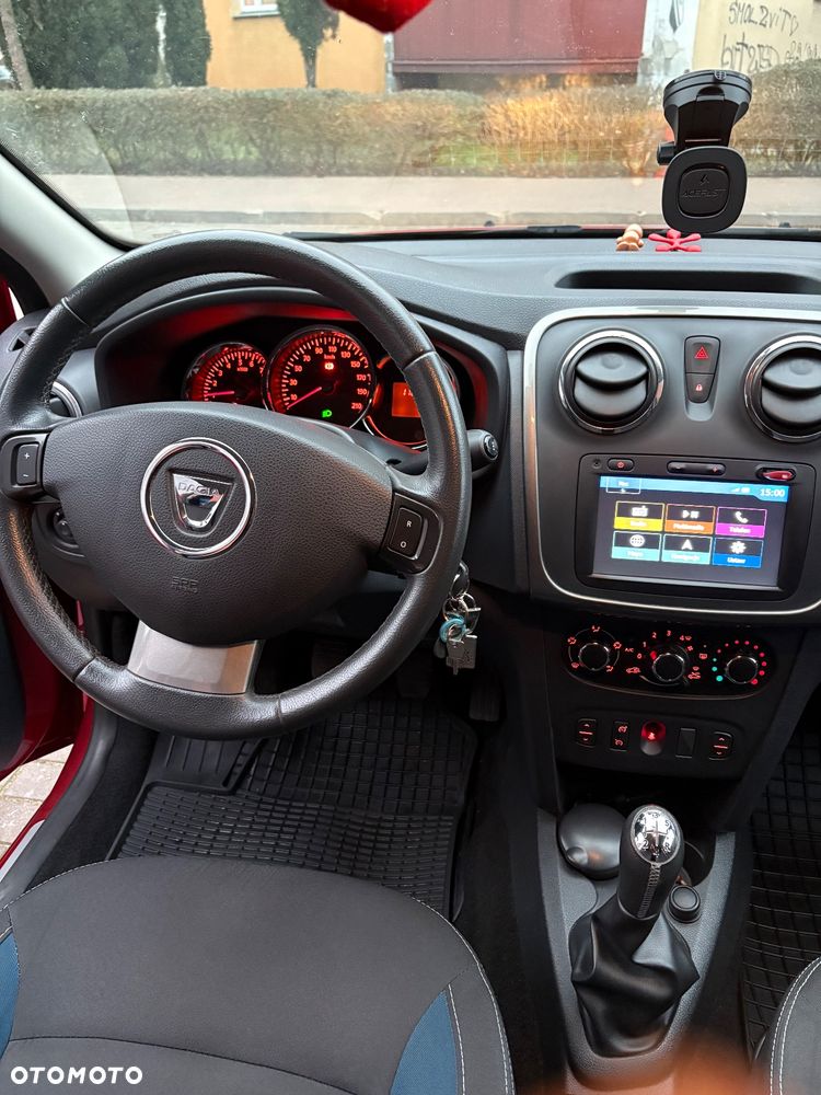 Dacia Sandero 1.2 16V 75 Celebration - 9