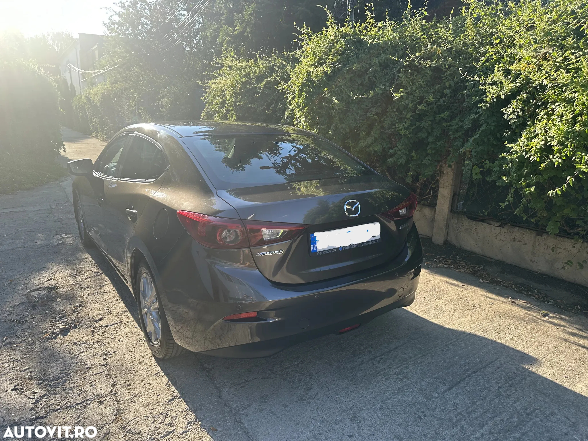 Mazda 3 - 4