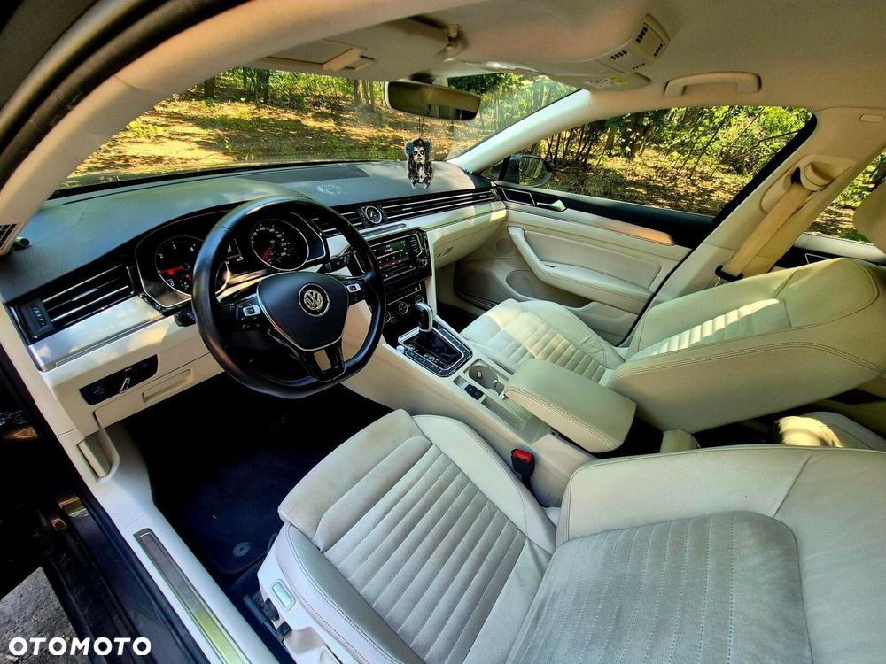 Volkswagen Passat - 18