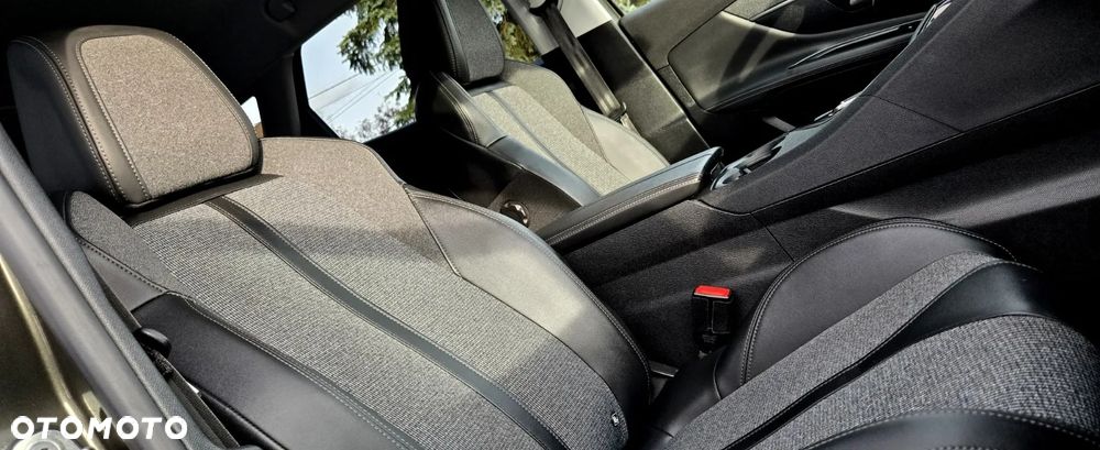 Peugeot 3008 BlueHDi 130 Stop & Start EAT8 Allure - 13