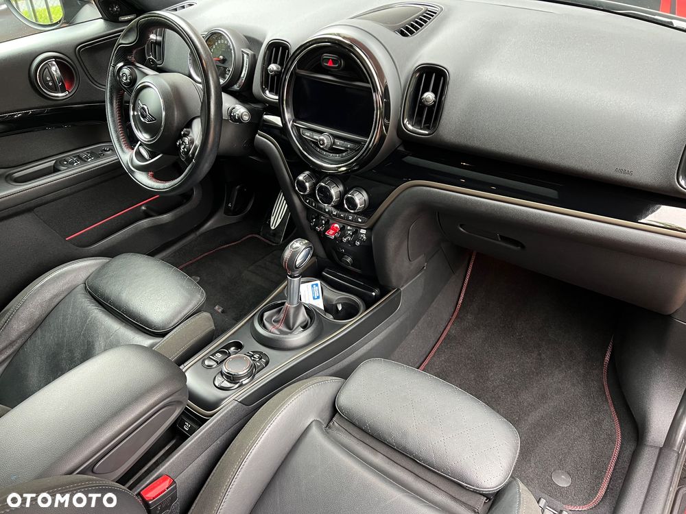 MINI John Cooper Works ALL4 sport - 22