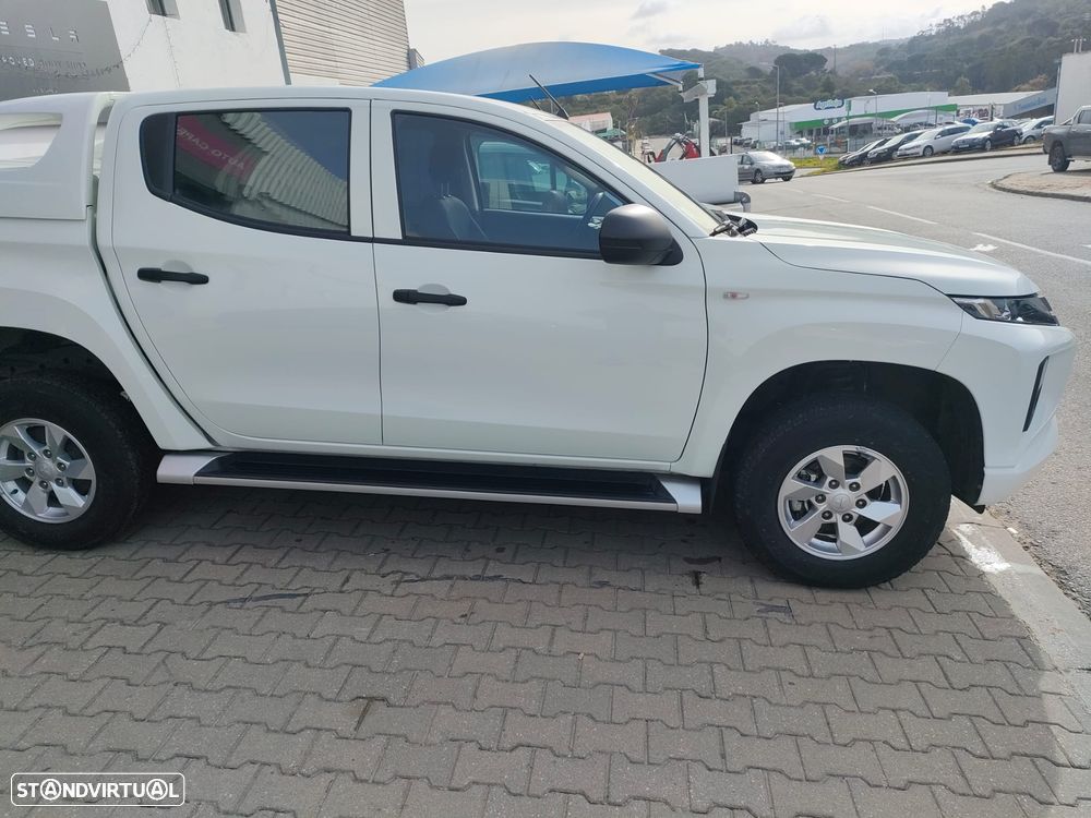 Mitsubishi L200 2.3 DI-D Space Cab Invite 4WD - 13