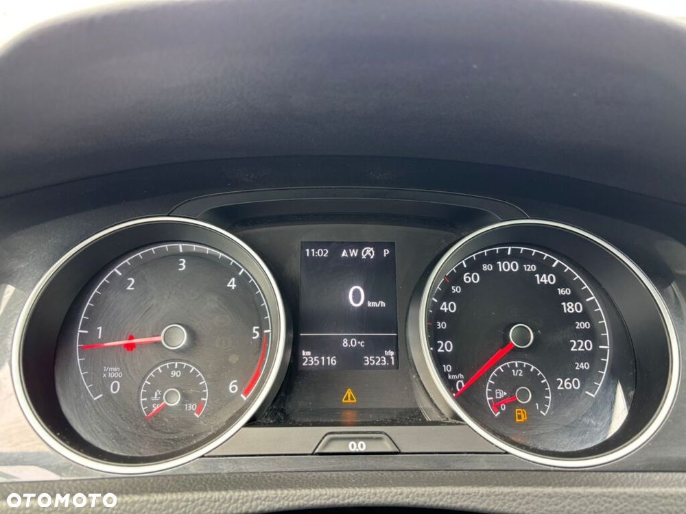 Volkswagen Golf Variant 2.0 TDI (BlueMotion Technology) DSG Comfortline - 13