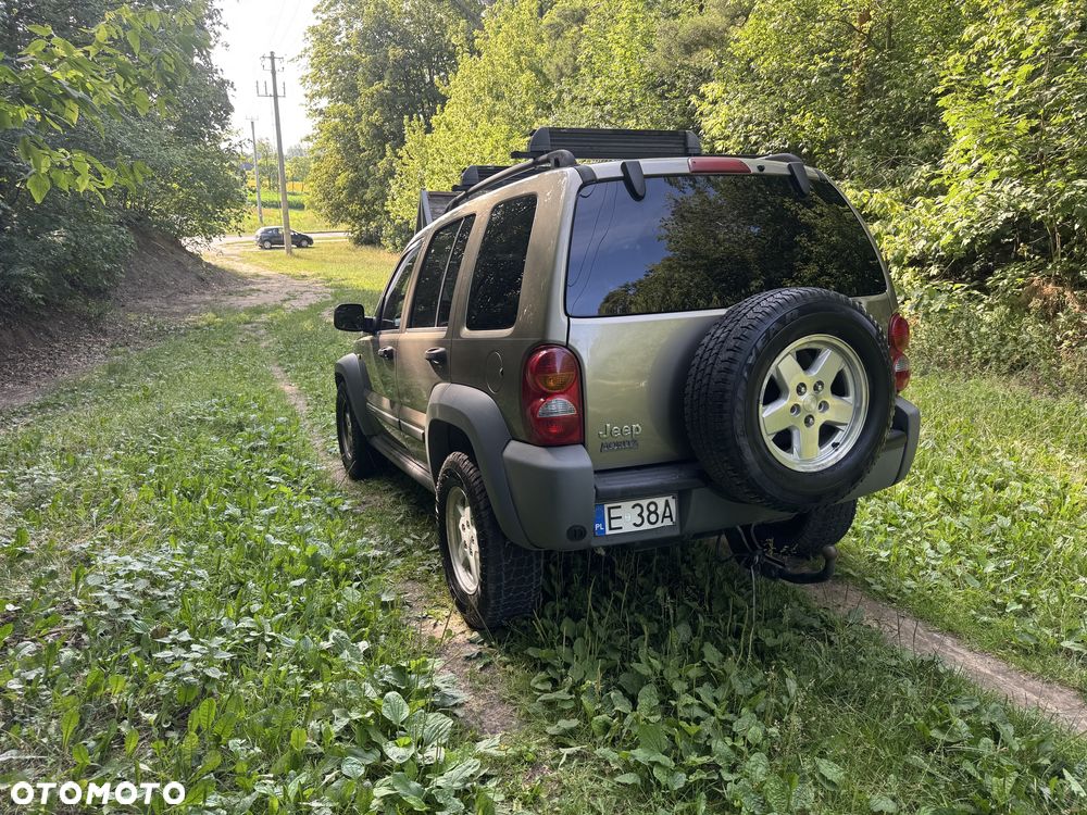 Jeep Cherokee - 5