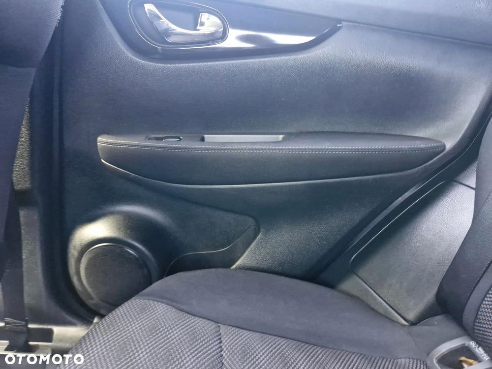 Nissan Qashqai 1.5 dCi Tekna EU6 - 8