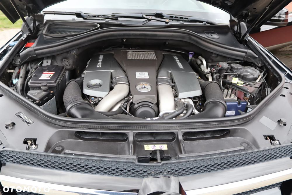 Mercedes-Benz GL - 14