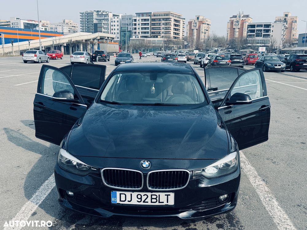 BMW Seria 3 320d EfficientDynamics Edition - 12