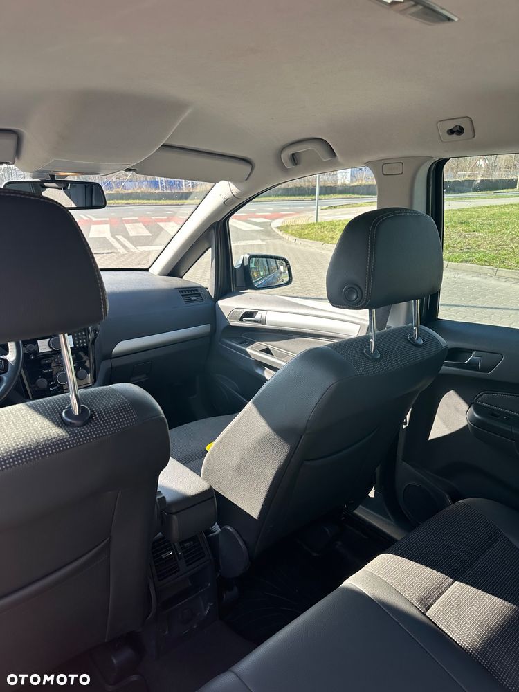 Opel Zafira 1.7 CDTI - 11