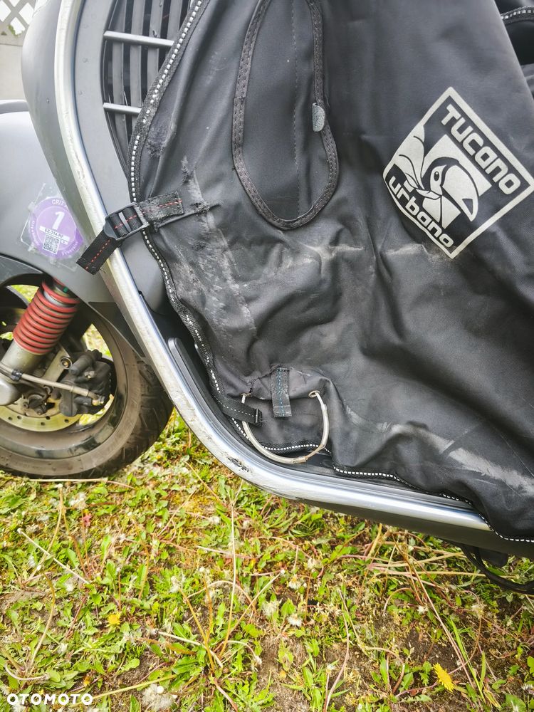 Piaggio Vespa - 14