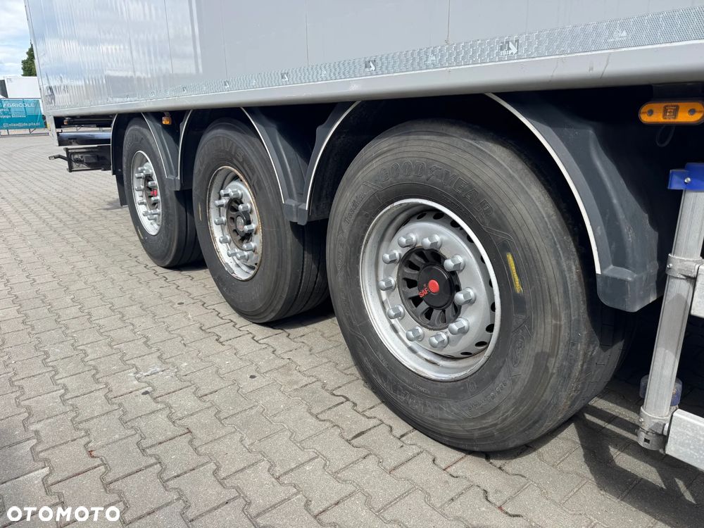 Stas S300ZX, Ruchoma Podłoga, SAF, 92 m3, oś podnoszona, 272.000  km!! - 22