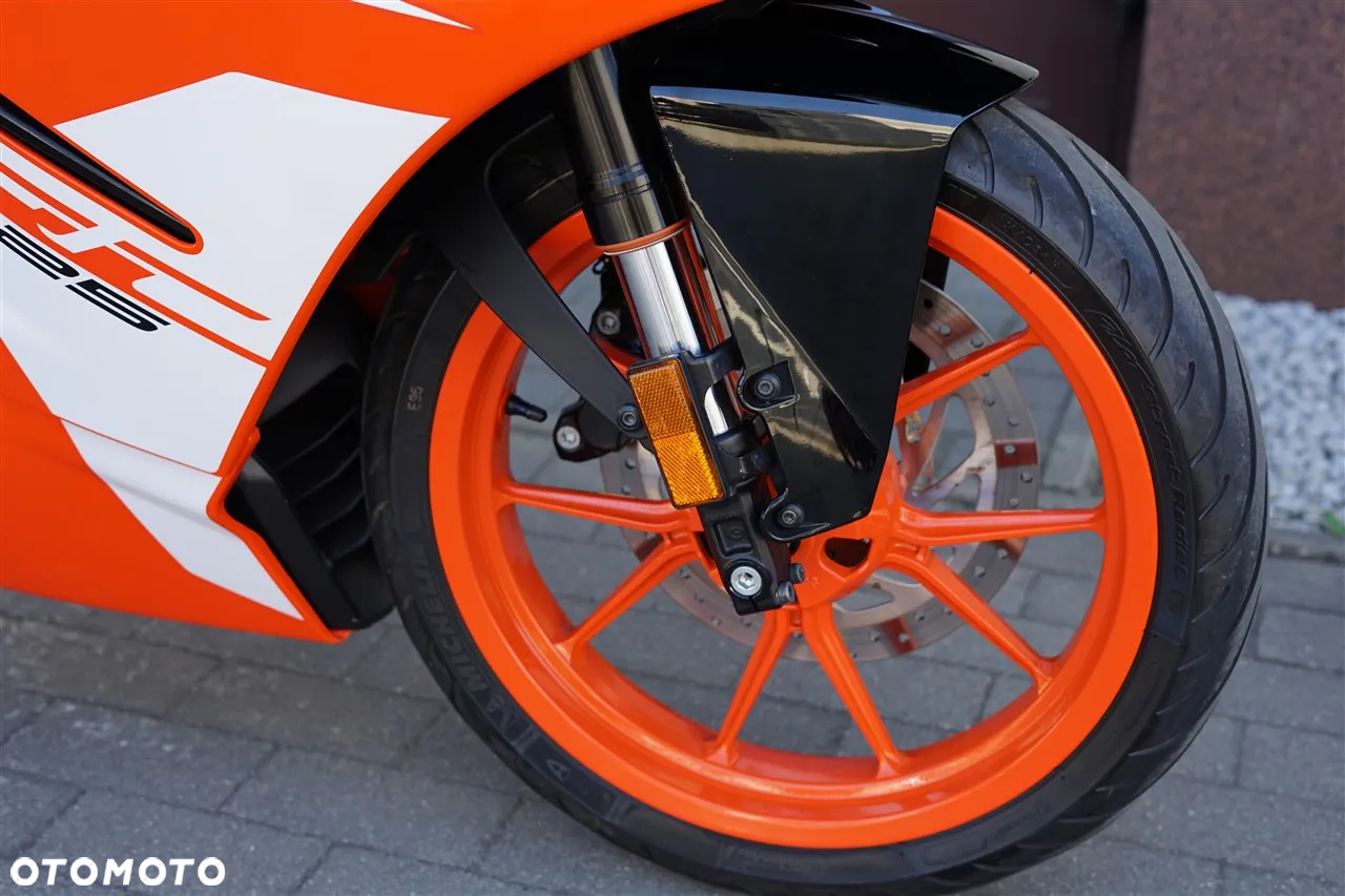 KTM RC 125 - 14