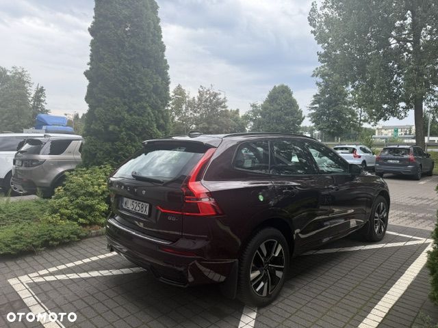 Volvo XC 60 B5 B AWD Plus Dark - 5
