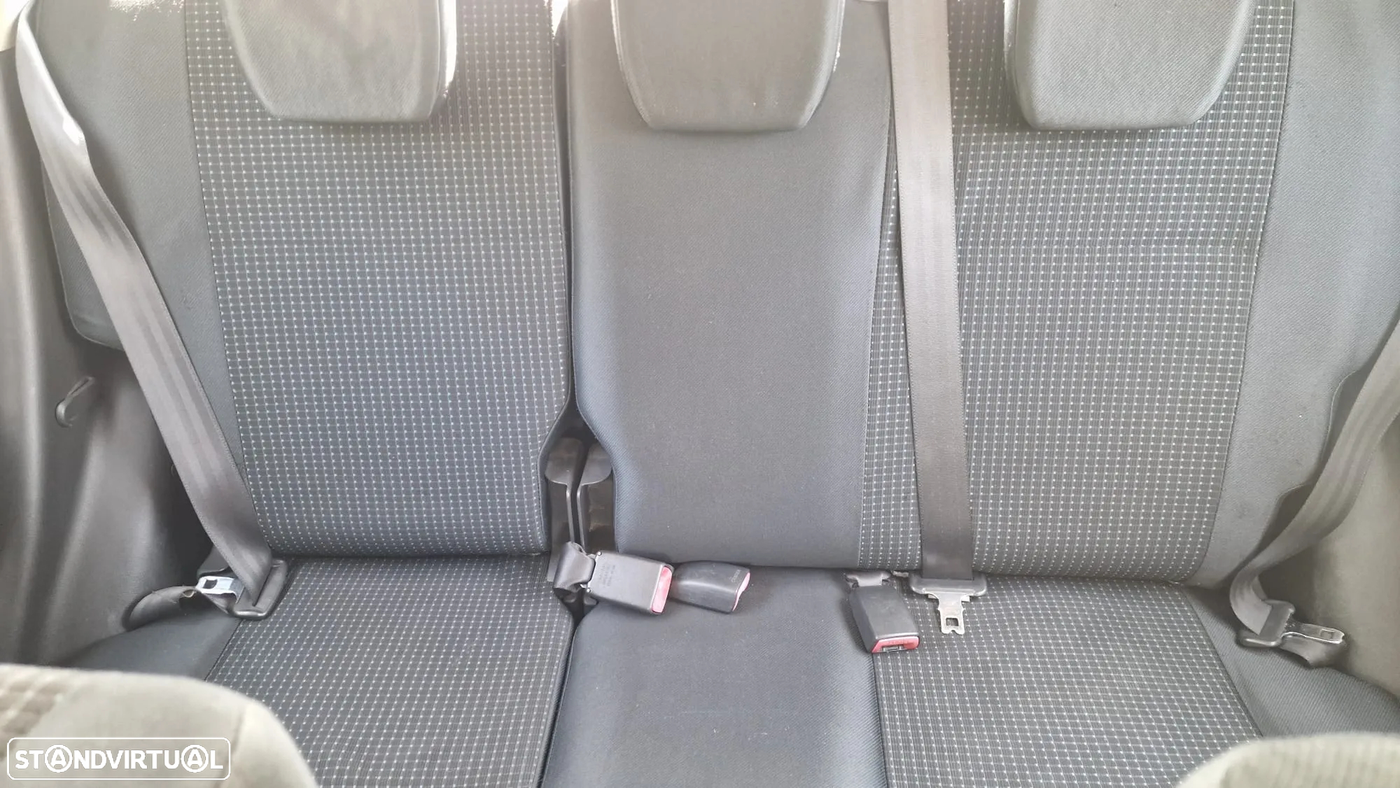 Suzuki Swift 1.3 DDiS GLX - 17