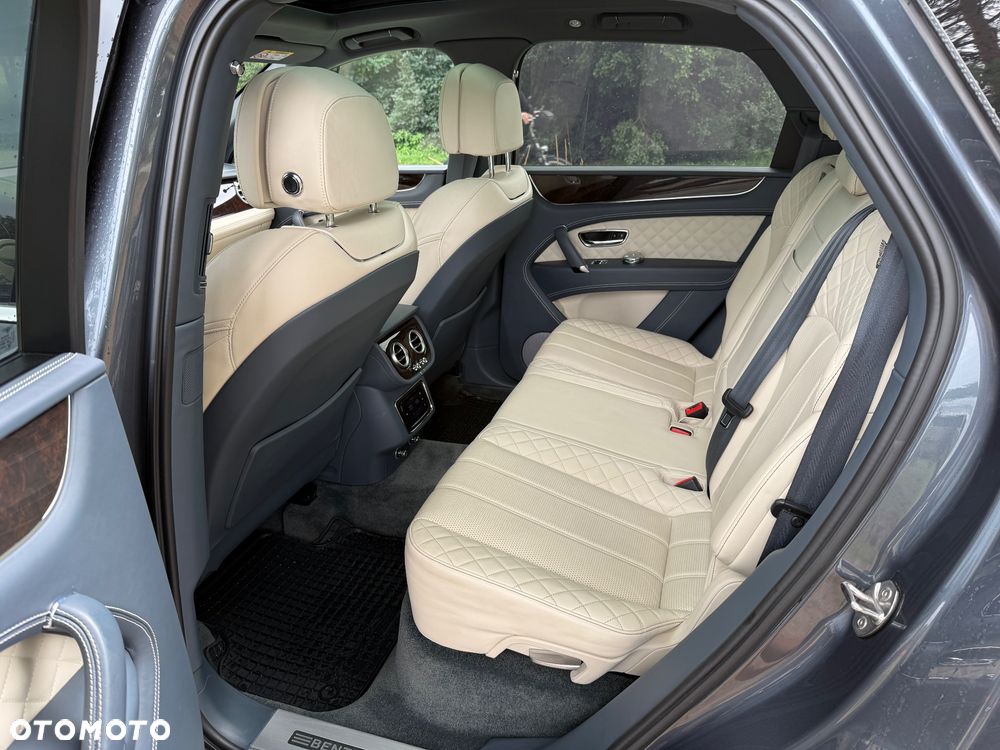 Bentley Bentayga W12 - 14