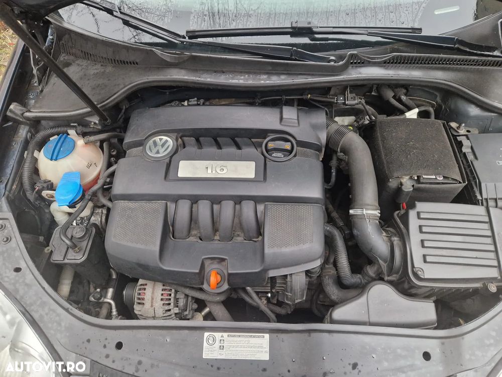 Volkswagen Golf 1.6 Highline - 2