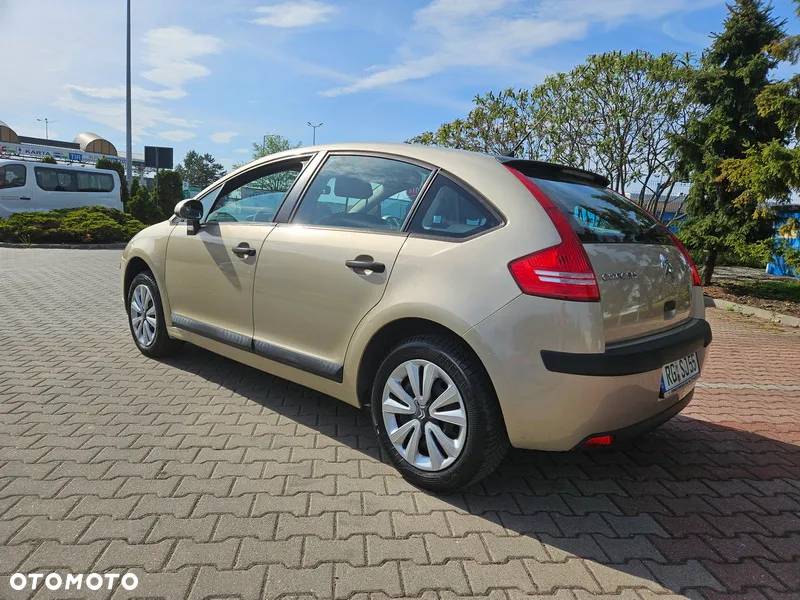 Citroën C4 1.4 16V Impress - 14