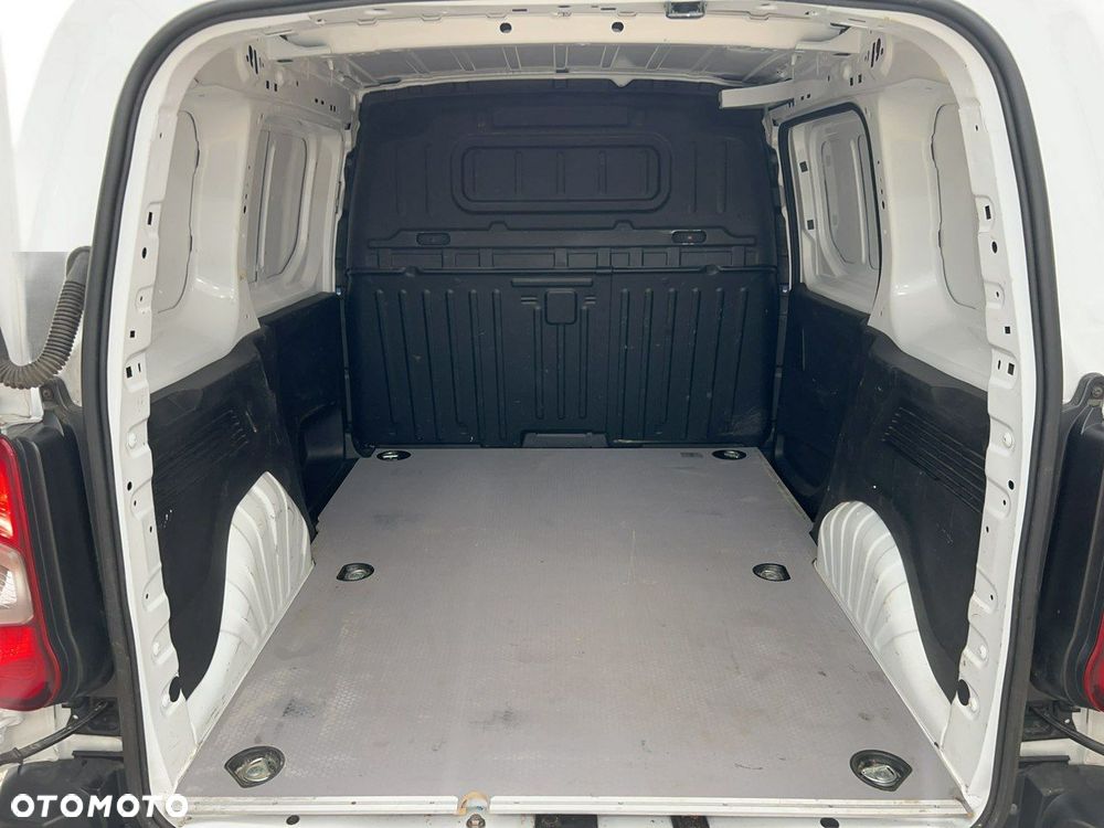 Toyota ProaceCity - 11