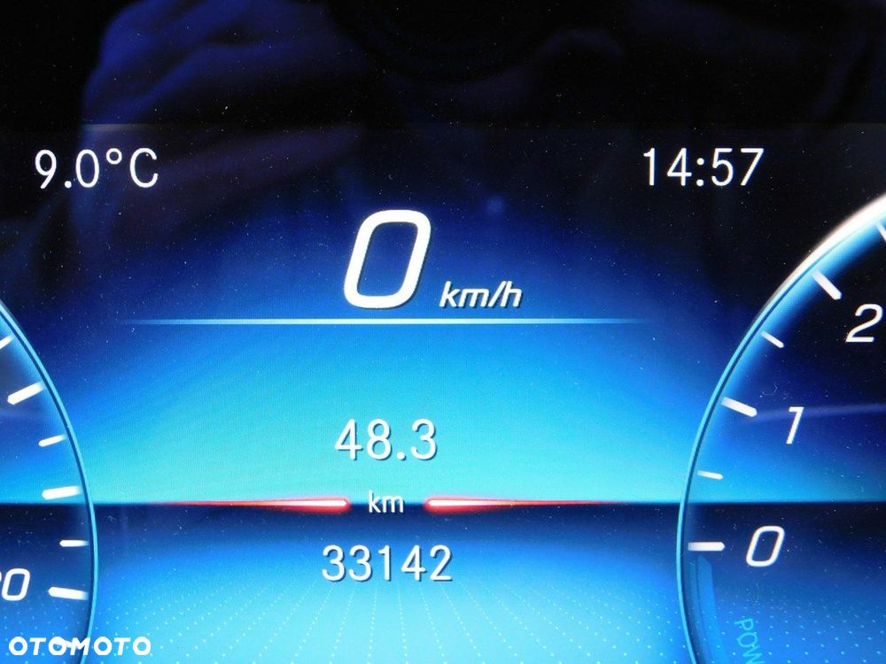 Mercedes-Benz Klasa E - 8