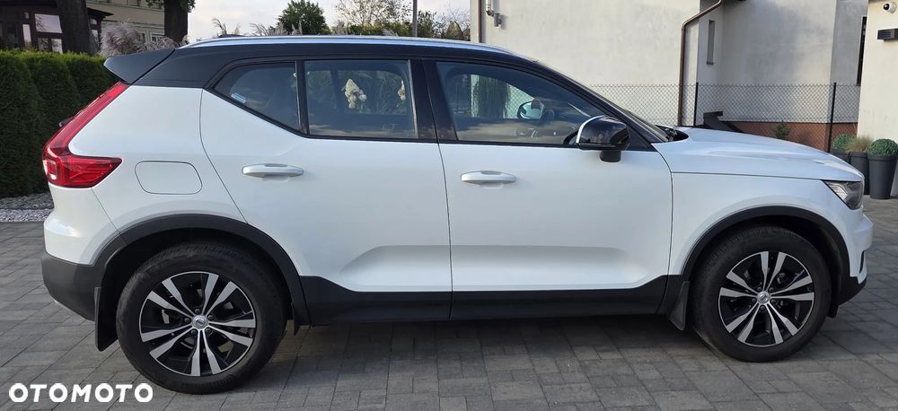Volvo XC 40 T3 Momentum - 8