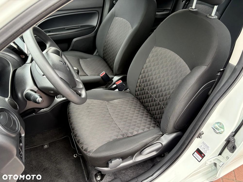 Mitsubishi Space Star 1.2 Select - 13