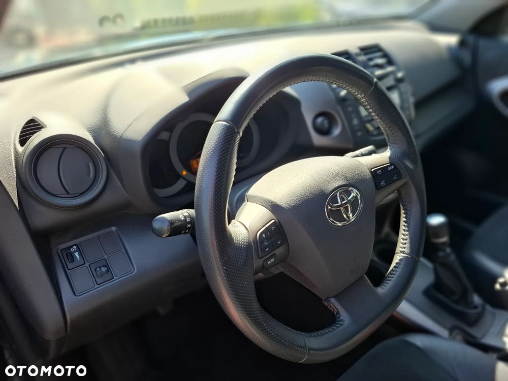 Toyota RAV4 2.0 4x4 Sol - 19