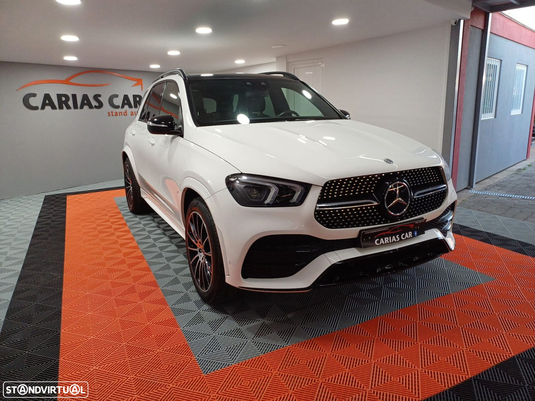 Mercedes-Benz GLE 300 d 4Matic - 2