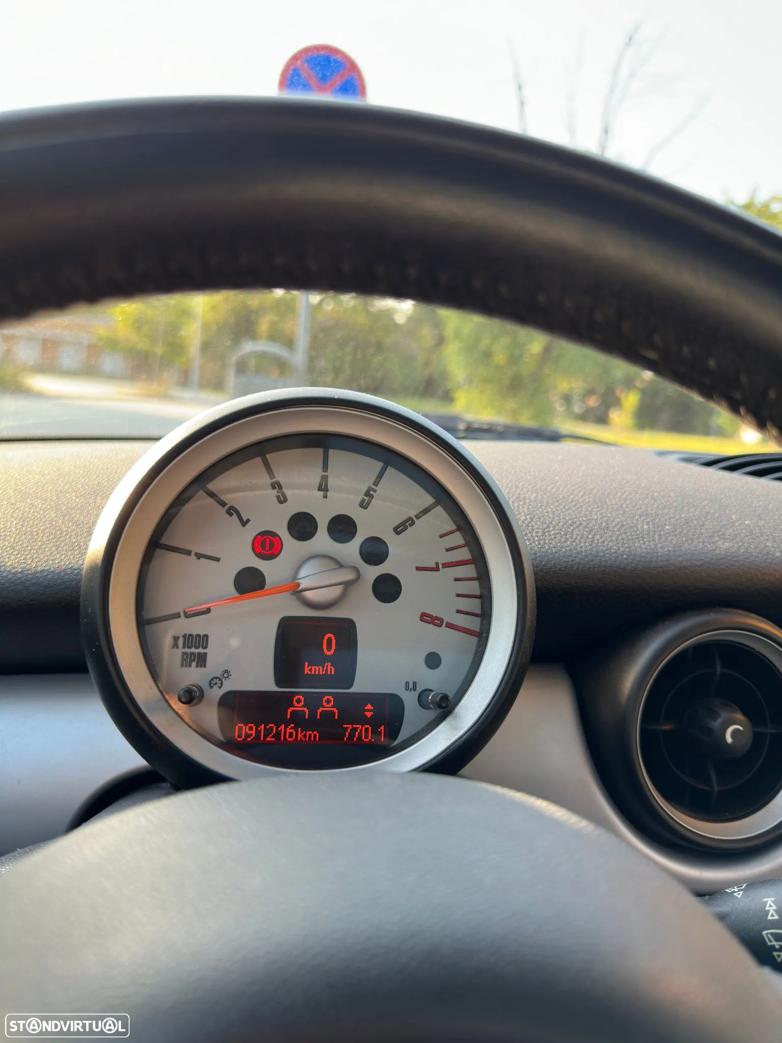MINI 3 Portas One - 11