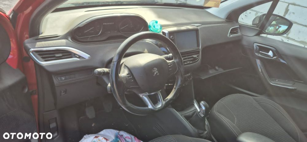 Peugeot 208 1.2 PureTech Access - 13