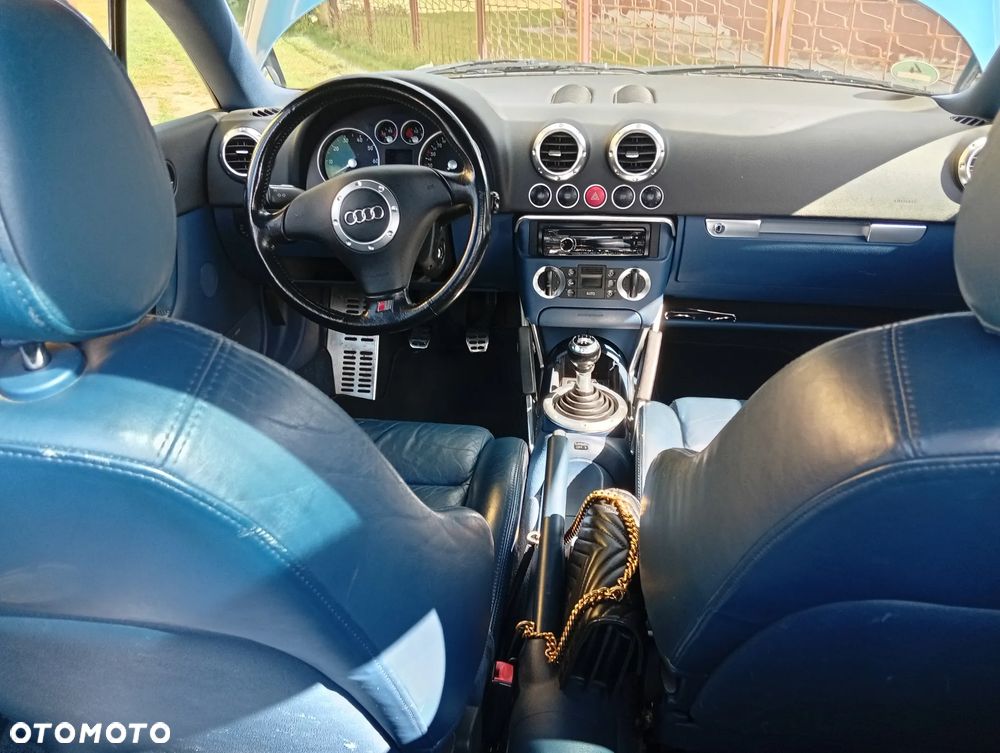 Audi TT Coupé - 34