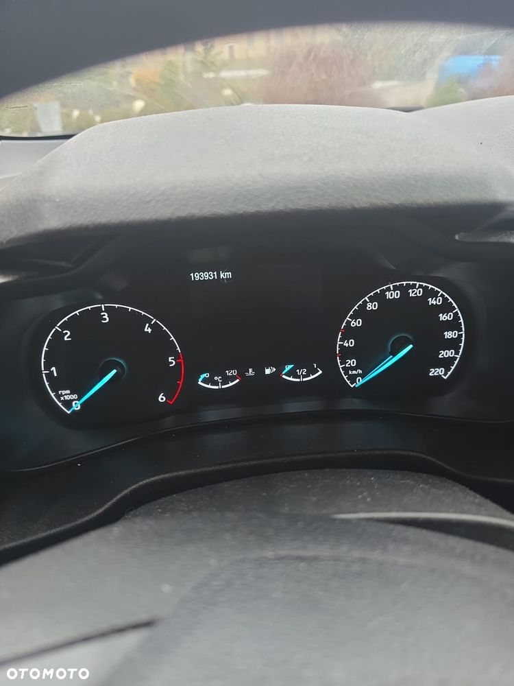 Ford Transit Connect - 12