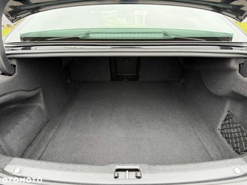 Volvo S90 - 39