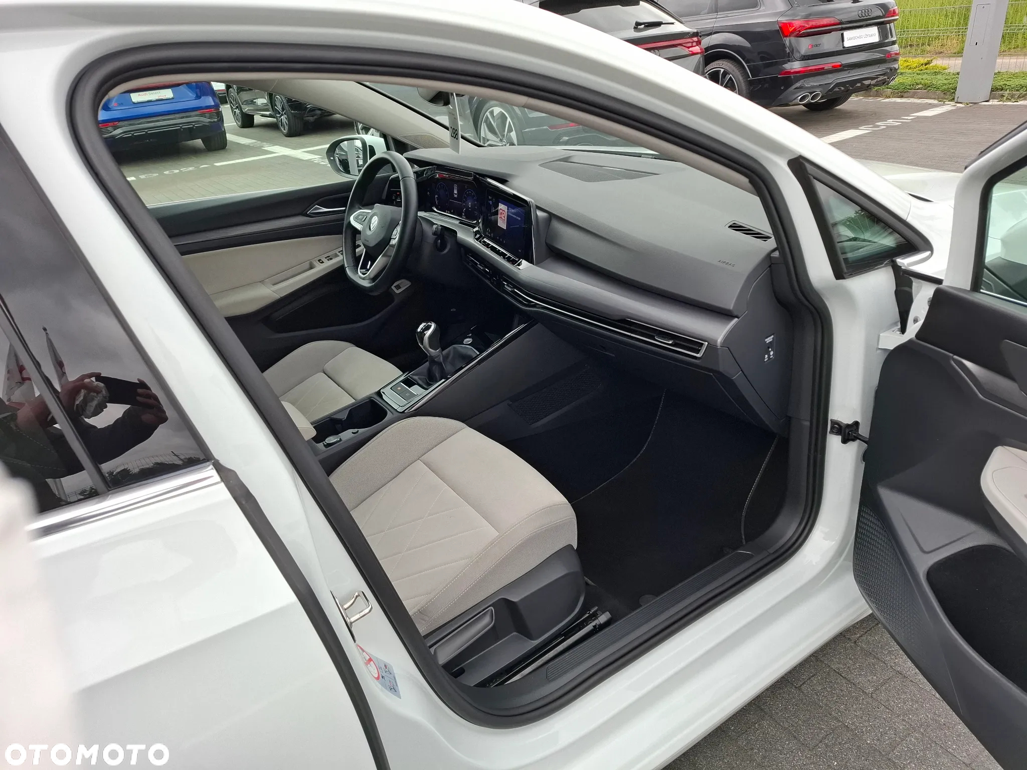 Volkswagen Golf VIII 1.5 TSI EVO Style - 7